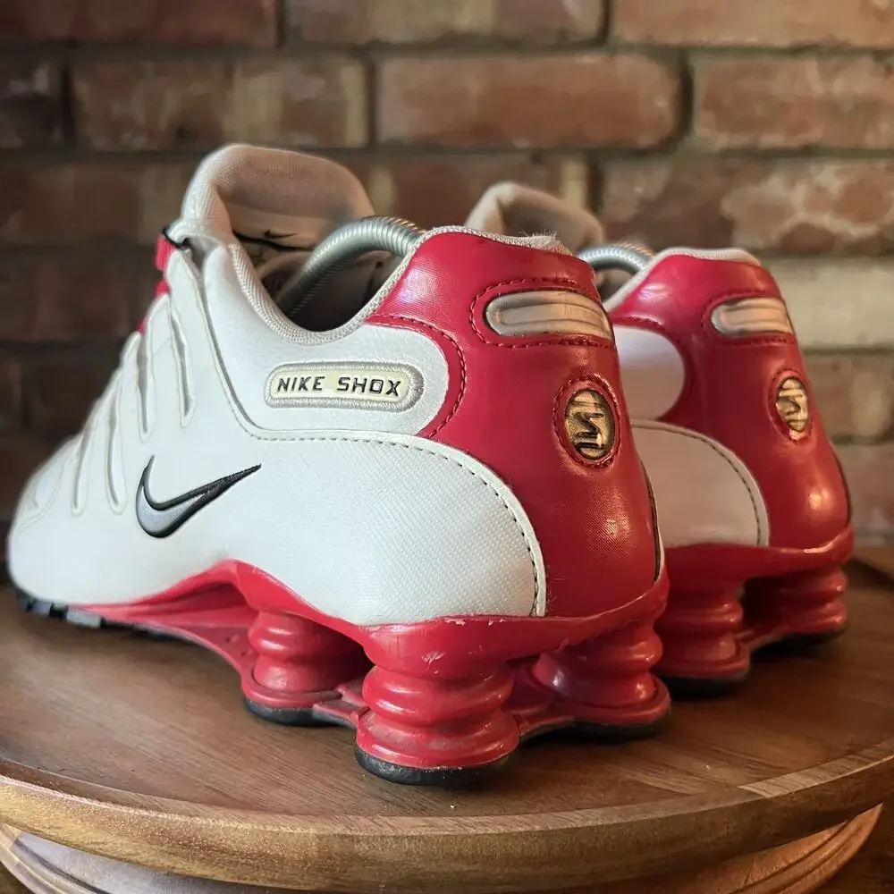 Nike Shox NZ White Red Black 378341-110 Mens Size 10 Low Top Athletic Shoes
